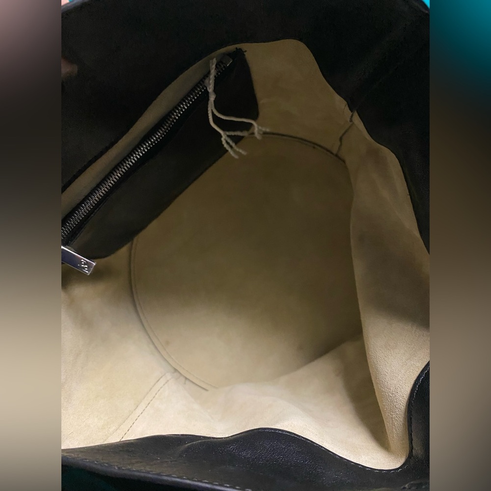 Reformation Medium Silvana Bucket Bag - Picture 5 of 6